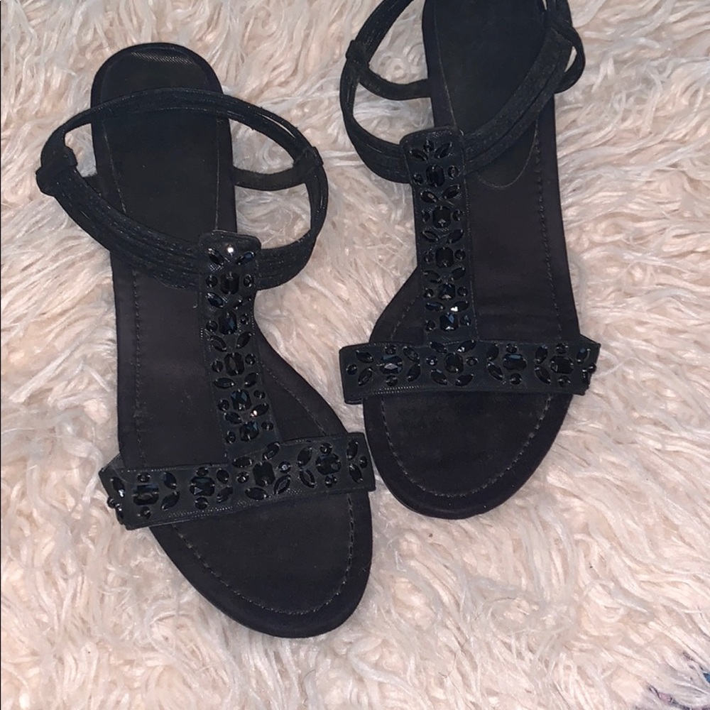 Size 11 black sandals